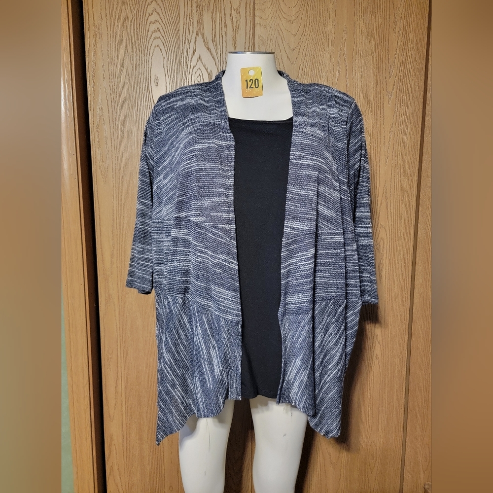 3XL 1 peice Blouse Black and White